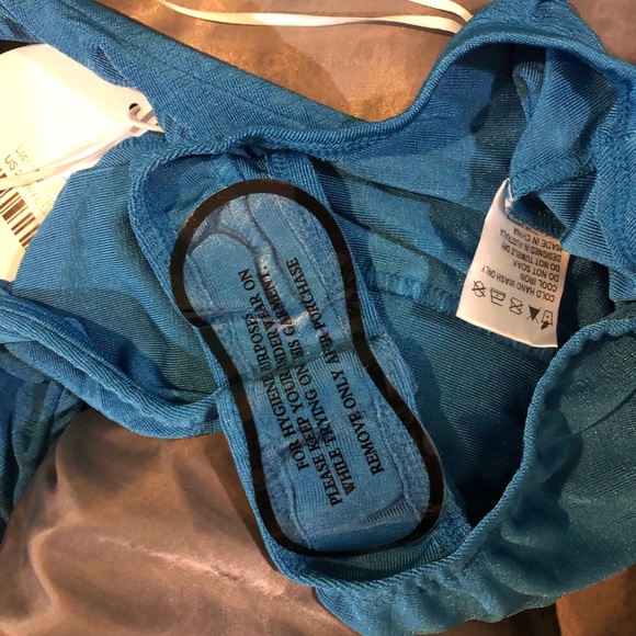 bodysuit with bolero set - Picture 6 of 6